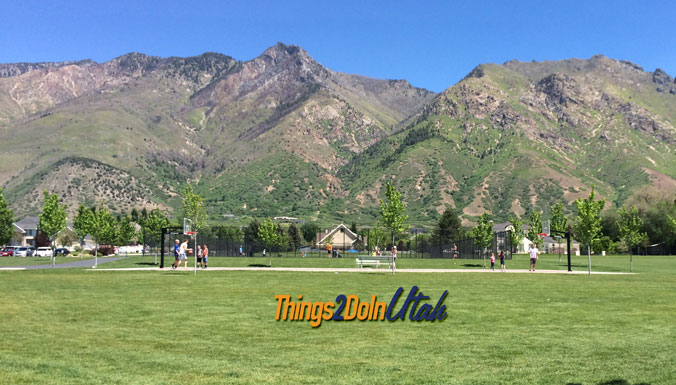 creekside park tennis and basketball courts